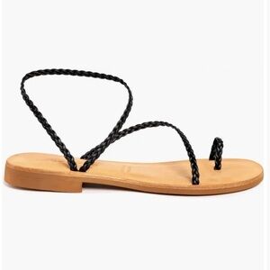 Cocobelle Women’s Crescent Toe Loop Sandal in Braided Black Leather  Size 6.5